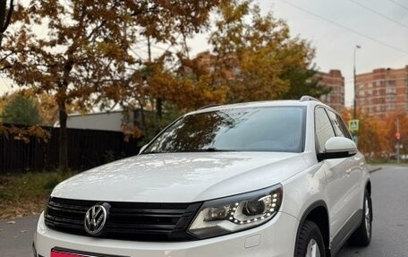 Volkswagen Tiguan I, 2012 год, 1 895 000 рублей, 1 фотография