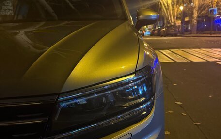 Volkswagen Tiguan II, 2017 год, 2 800 000 рублей, 2 фотография