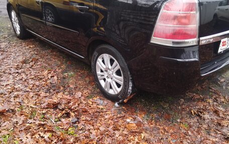 Opel Zafira B, 2005 год, 675 000 рублей, 5 фотография