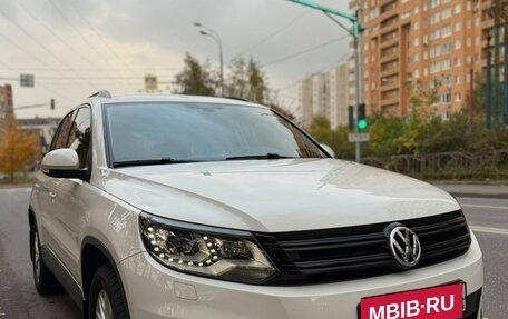 Volkswagen Tiguan I, 2012 год, 1 895 000 рублей, 3 фотография