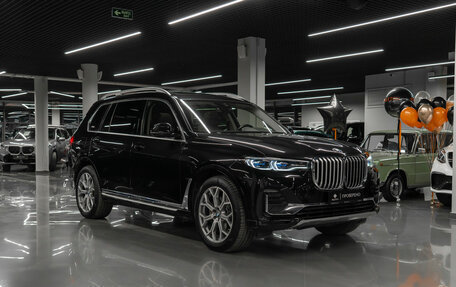 BMW X7, 2021 год, 9 785 000 рублей, 2 фотография