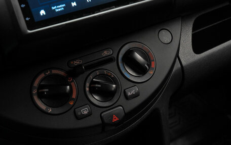 Nissan Note II рестайлинг, 2011 год, 590 000 рублей, 17 фотография