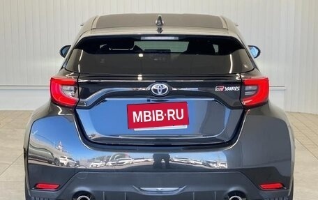 Toyota Yaris, 2020 год, 1 420 000 рублей, 3 фотография