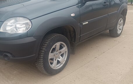 Chevrolet Niva I рестайлинг, 2013 год, 525 000 рублей, 2 фотография