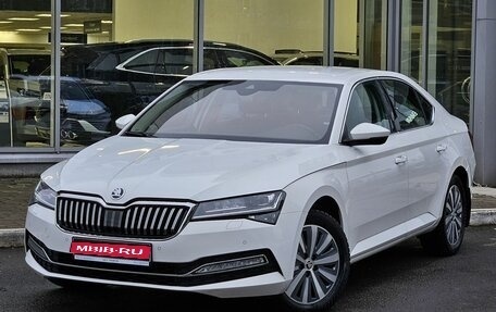 Skoda Superb III рестайлинг, 2021 год, 2 399 000 рублей, 1 фотография