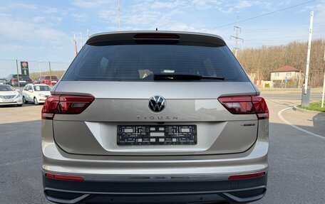 Volkswagen Tiguan II, 2021 год, 3 245 000 рублей, 6 фотография