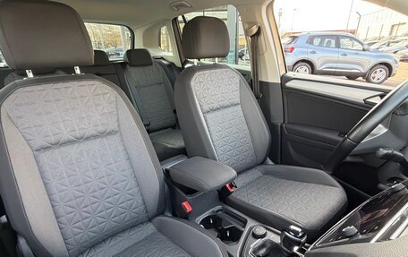 Volkswagen Tiguan II, 2021 год, 3 245 000 рублей, 14 фотография