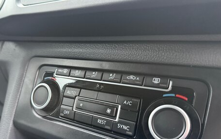 Volkswagen Amarok I рестайлинг, 2013 год, 1 990 000 рублей, 12 фотография