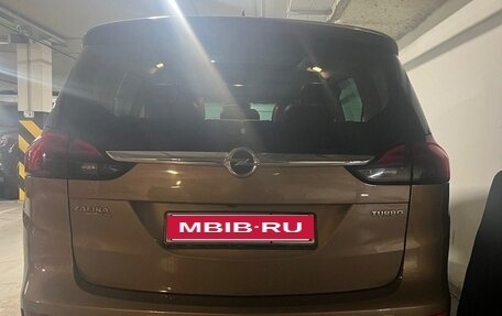Opel Zafira C рестайлинг, 2014 год, 1 300 000 рублей, 3 фотография
