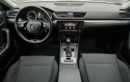 Skoda Superb III рестайлинг, 2021 год, 2 399 000 рублей, 8 фотография