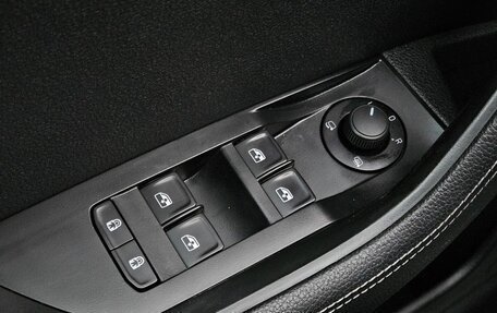 Skoda Superb III рестайлинг, 2021 год, 2 399 000 рублей, 35 фотография