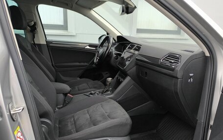 Volkswagen Tiguan II, 2020 год, 2 790 000 рублей, 6 фотография