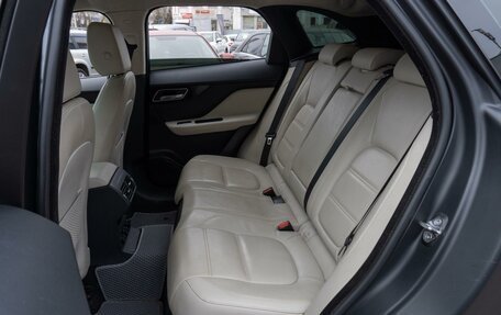 Jaguar F-Pace, 2020 год, 3 979 000 рублей, 10 фотография