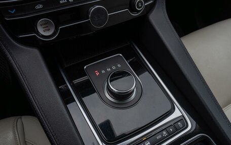 Jaguar F-Pace, 2020 год, 3 979 000 рублей, 21 фотография