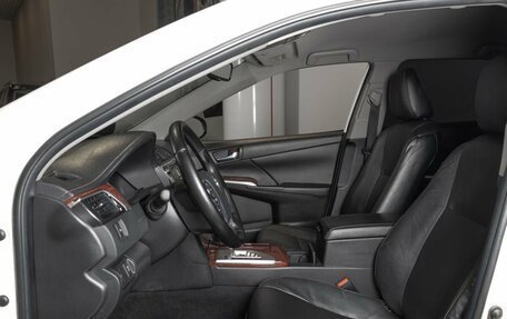 Toyota Camry, 2014 год, 1 245 000 рублей, 13 фотография