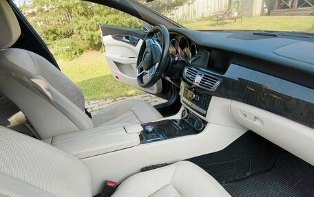 Mercedes-Benz CLS, 2013 год, 1 950 000 рублей, 12 фотография