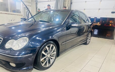 Mercedes-Benz C-Класс, 2004 год, 510 000 рублей, 1 фотография