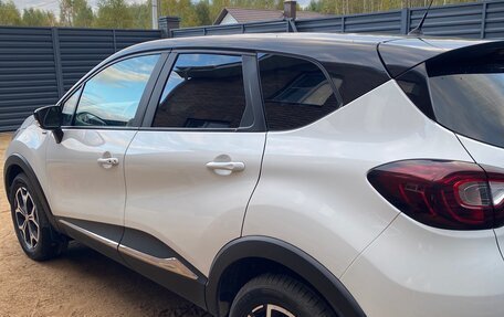 Renault Kaptur I рестайлинг, 2019 год, 1 400 000 рублей, 4 фотография