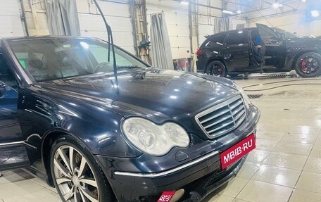 Mercedes-Benz C-Класс, 2004 год, 510 000 рублей, 2 фотография