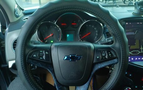 Chevrolet Cruze II, 2011 год, 849 000 рублей, 10 фотография