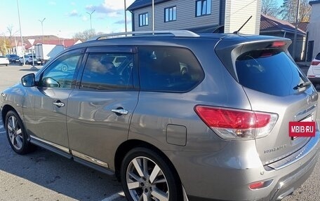 Nissan Pathfinder, 2015 год, 1 800 000 рублей, 3 фотография