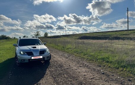 Mitsubishi Outlander III рестайлинг 3, 2005 год, 1 080 000 рублей, 4 фотография