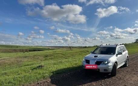 Mitsubishi Outlander III рестайлинг 3, 2005 год, 1 080 000 рублей, 5 фотография