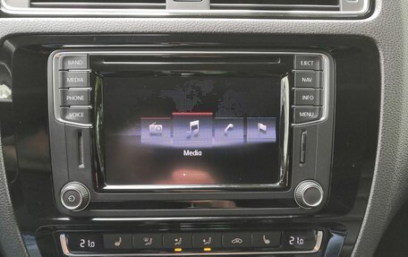 Volkswagen Jetta VI, 2016 год, 1 490 000 рублей, 10 фотография