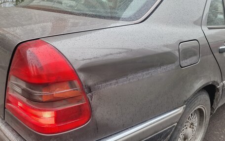 Mercedes-Benz C-Класс, 1994 год, 250 000 рублей, 5 фотография