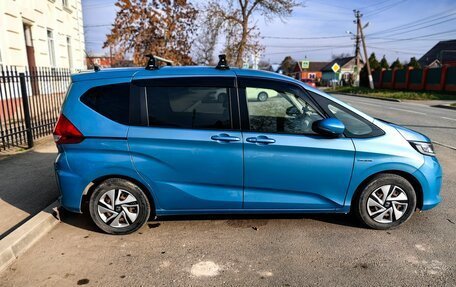 Honda Freed II, 2017 год, 1 410 000 рублей, 6 фотография