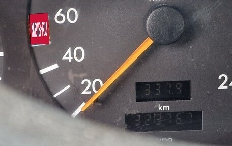 Mercedes-Benz C-Класс, 1994 год, 250 000 рублей, 6 фотография