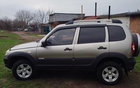 Chevrolet Niva I рестайлинг, 2012 год, 625 000 рублей, 2 фотография