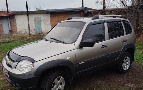 Chevrolet Niva I рестайлинг, 2012 год, 625 000 рублей, 8 фотография