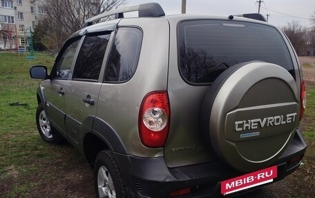 Chevrolet Niva I рестайлинг, 2012 год, 625 000 рублей, 3 фотография