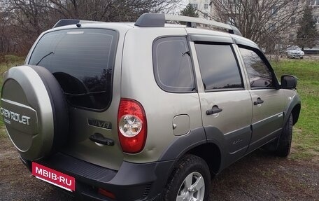 Chevrolet Niva I рестайлинг, 2012 год, 625 000 рублей, 4 фотография