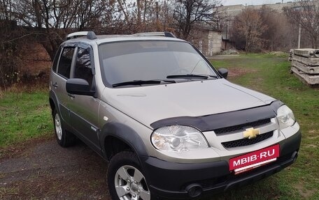 Chevrolet Niva I рестайлинг, 2012 год, 625 000 рублей, 6 фотография
