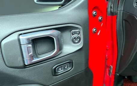 Jeep Wrangler, 2024 год, 6 380 000 рублей, 19 фотография