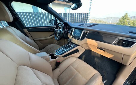 Porsche Macan I рестайлинг, 2018 год, 4 300 000 рублей, 27 фотография