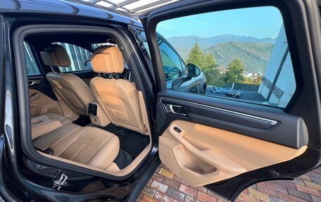 Porsche Macan I рестайлинг, 2018 год, 4 300 000 рублей, 26 фотография