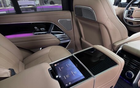Land Rover Range Rover IV рестайлинг, 2024 год, 23 000 000 рублей, 13 фотография