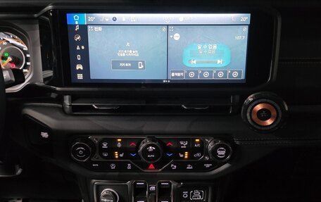 Jeep Wrangler, 2024 год, 6 420 000 рублей, 8 фотография