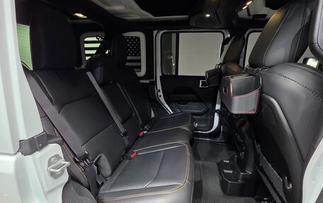 Jeep Wrangler, 2024 год, 6 420 000 рублей, 11 фотография