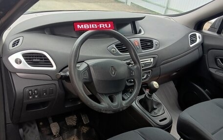 Renault Scenic III, 2009 год, 585 000 рублей, 2 фотография