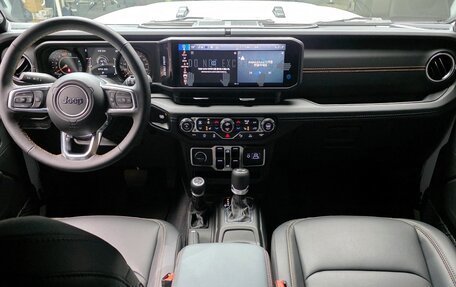 Jeep Wrangler, 2025 год, 6 580 000 рублей, 12 фотография