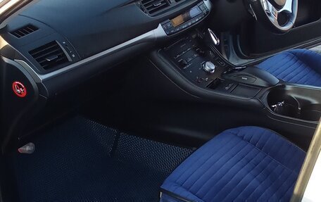 Lexus CT I рестайлинг, 2011 год, 1 549 000 рублей, 9 фотография