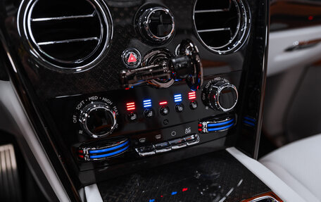 Rolls-Royce Cullinan, 2022 год, 44 500 000 рублей, 14 фотография