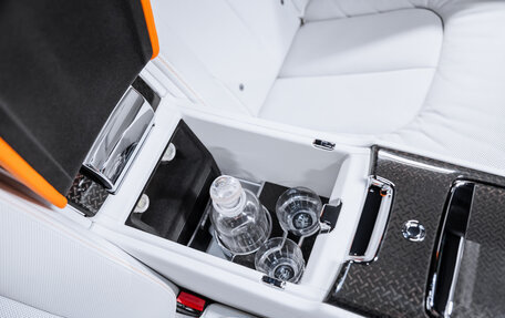 Rolls-Royce Cullinan, 2022 год, 44 500 000 рублей, 25 фотография