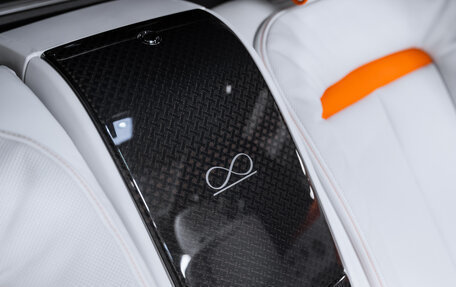 Rolls-Royce Cullinan, 2022 год, 44 500 000 рублей, 21 фотография