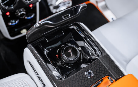 Rolls-Royce Cullinan, 2022 год, 44 500 000 рублей, 37 фотография