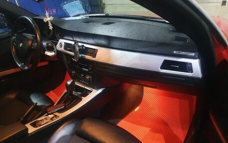 BMW 3 серия, 2006 год, 1 120 000 рублей, 12 фотография